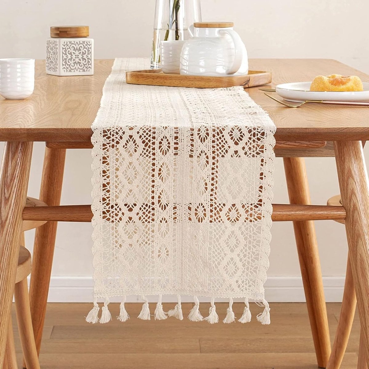 Macrame Tafelloper, 24 x 300 cm Vintage Lace Tafelloper met Kwasten voor Boho Bruiloft Bruids Douche Home Eettafel Decor