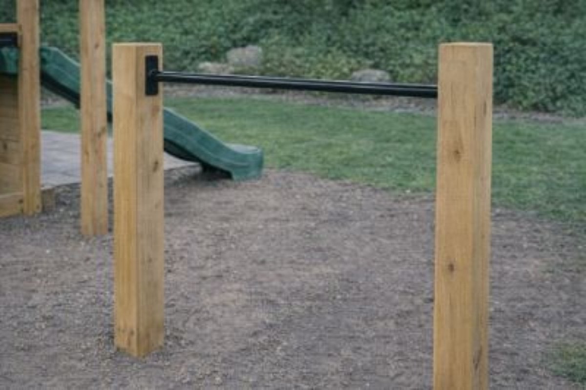 Duikelstang Zwart 125cm + Bevestigingsmateriaal