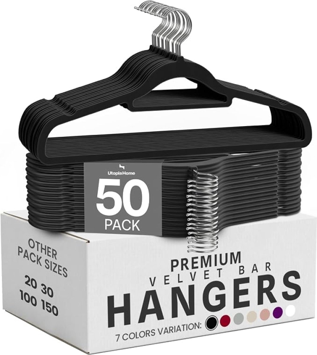 Fluwelen Kledinghangers Zwart – Set van 50 – Slipvast met Bindstaaf – 360° Draaibaar – Stevig ABS – 41,5 cm