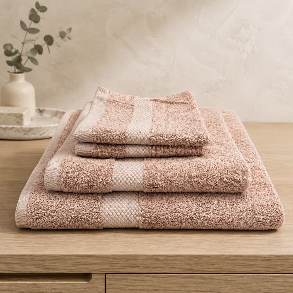The Linen Room Handdoekenset – 4-delig – Saunahanddoek 100 x 150 cm, Handdoek & 2 Gastendoekjes – 100% Katoen – Dubbelgetwijnd 20/2 Garen – OEKO-TEX® – Sauna, Wellness & Strand – Oudroze