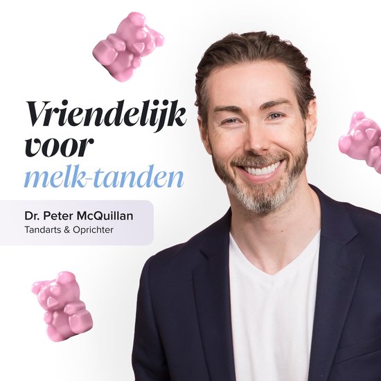 Man met baard en blauw pak, glimlacht. Drie roze berenvormige gummies zweven rond zijn hoofd. "Vriendelijk voor melk-tanden"