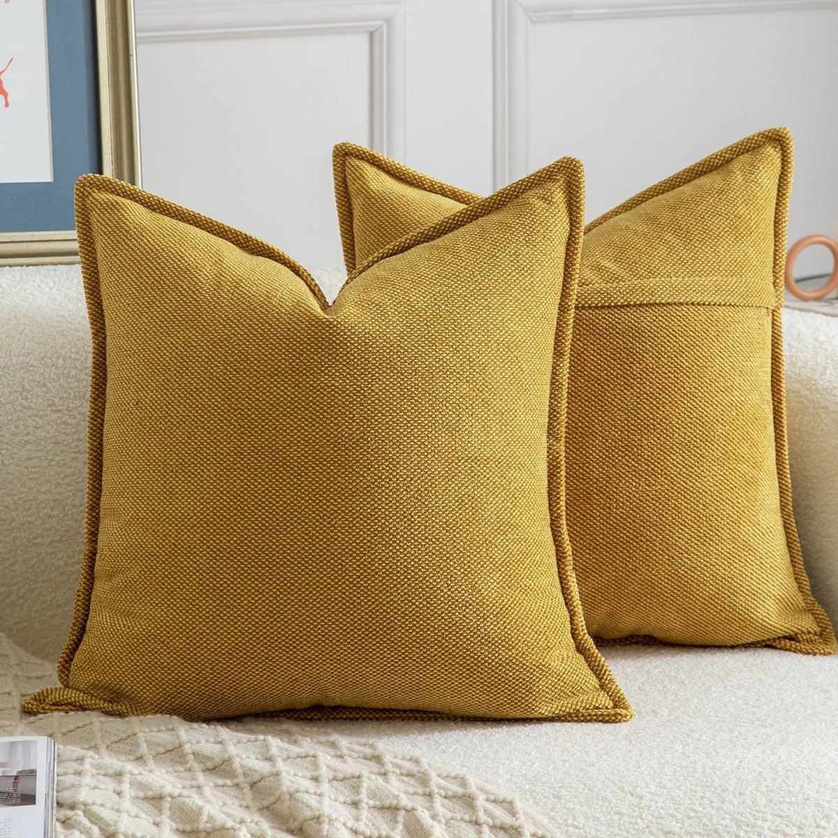 Omgoods - Set van 2 Chenille Kussenhoezen 40 x 40 cm in Mosterdgeel