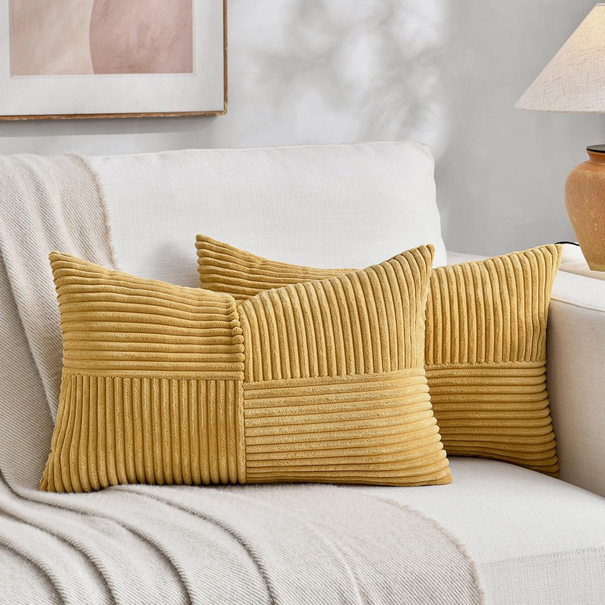 Omgoods - Set van 2 Kussenhoezen Turmeric Corduroy - 40 x 80 cm