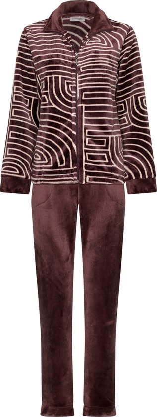 Paars huispak met cirkelvormig patroon en ritssluiting, met een paarse broek.