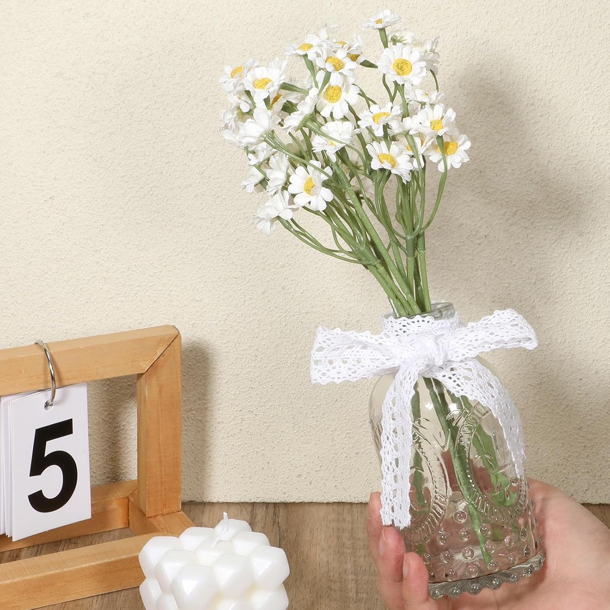 6 stuks kleine witte madeliefjes kunstmatig, 25,5 cm kunstmatige madeliefjes bloemen, vaas middenstuk tafeldecoraties, nep madeliefjes, wilde bloemen lentebloem voor bruiloft feest decor