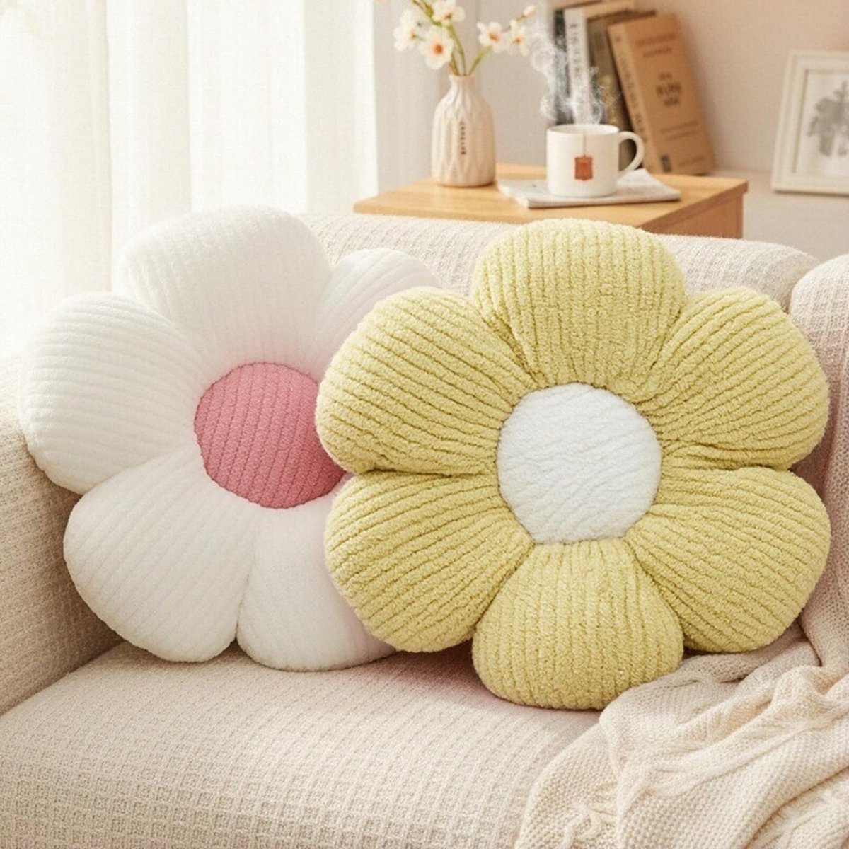 Omgoods - Daisies Kussen 40 cm - Aesthetic Bloem Decoratie voor Bed en Sofa