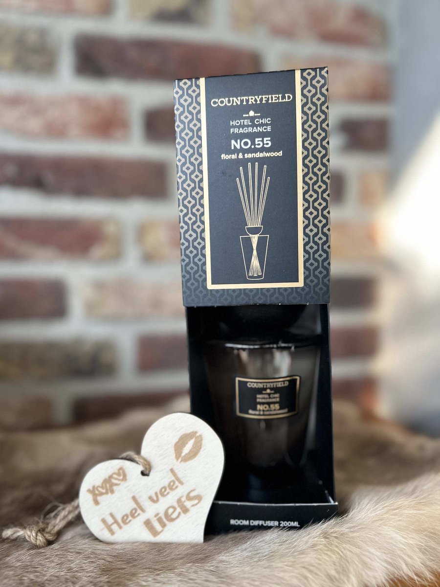 Creaties van hier – met houten hartje - Countryfield Hotel Chic Fragrance NO.55-Geurstokjes 200 ml