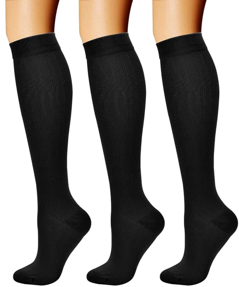 Deze compressiekousen zijn geschikt voor zowel mannen als vrouwen, ideaal voor sport en bieden optimale ondersteuning tijdens hardlopen en fietsen. Maat S/M