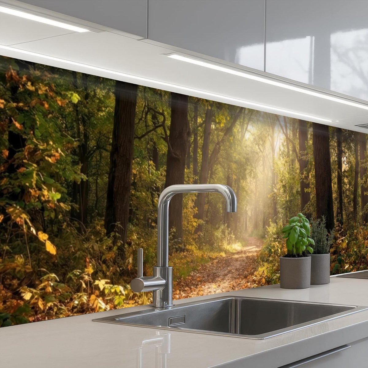 keukenachterwand 60x300 cm zelfklevend keuken decoratie accessories home kitchen spatscherm Zonlicht - Bospad - Bomen