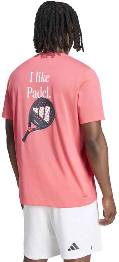 Roze Adidas T-shirt met op de rug een padelracket en de tekst "I like Padel".