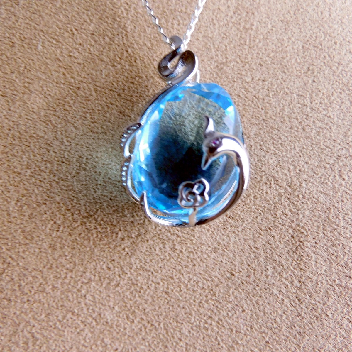 Hetty'S - Grote Aquamarijn (synthetisch) - Zilveren Zwanenhanger -925 Zilver - Collier 60 cm