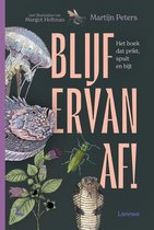 Boekcover 'Blijf ervan af!' met illustraties van een kwal, vis, slang en insect.