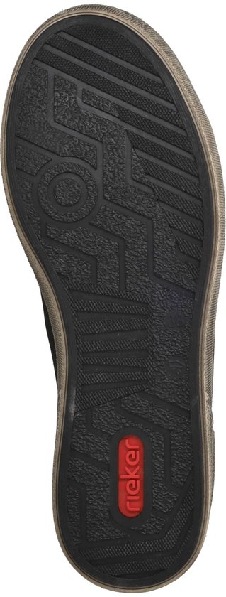 Zwarte zool van een veterboot met beigebruine rand en een rode Rieker-inzet aan de zijkant.