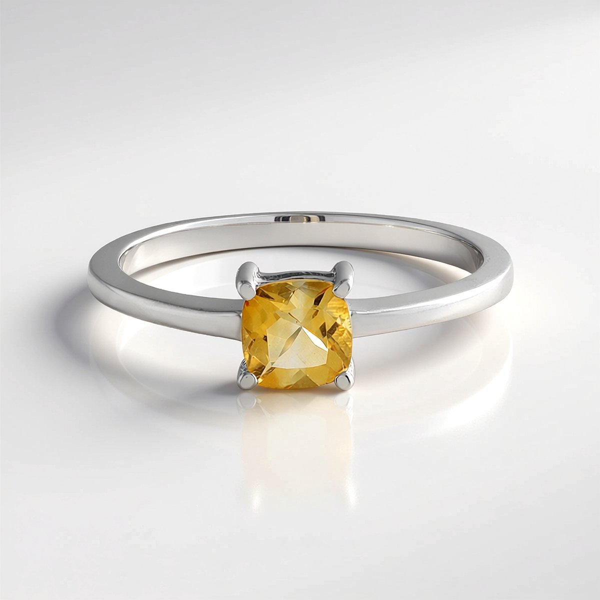 Cavill - Zilveren ring met 0,85 ct Citrien - 925 Sterling Zilver platinering - Braziliaanse antieke kussenslijp edelsteen - Elegant en sprankelend