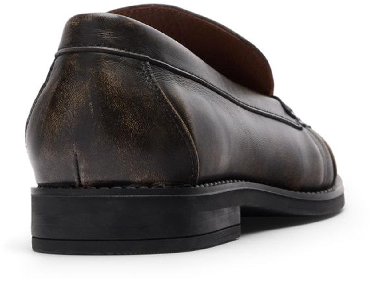 Sacha - Dames - Greywashed leren loafers met rimpel design - Maat 38