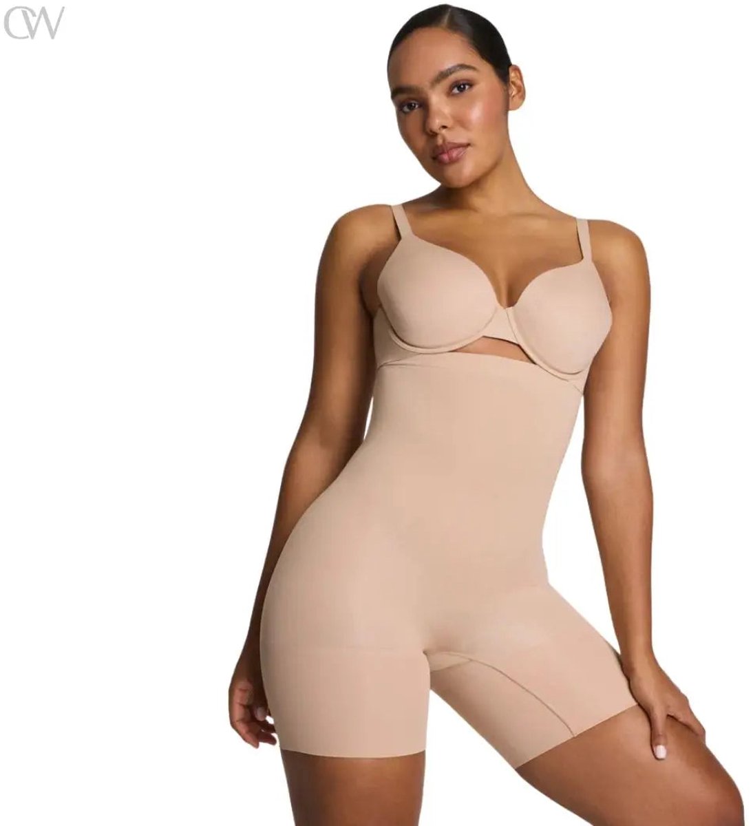 SPANXsculpt GoFigure High Waist Midthigh Short - Maat L - Kleur Chai