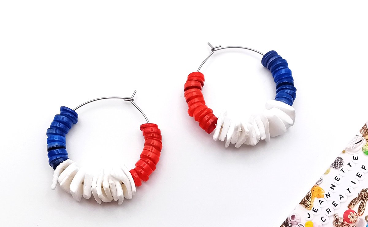Jeannette-Creatief® - Holland - Oranje Oorbellen 1 - Rood Wit Blauw - Oorhangers - Oranje Oorbellen - Oorringen - Oranje sieraden - Oorbellen dames - Schelpen - Boho Chic – Mermaidcore - Souvenir - Koningsdag - WK 2026 - Voetbal - Souvenirs