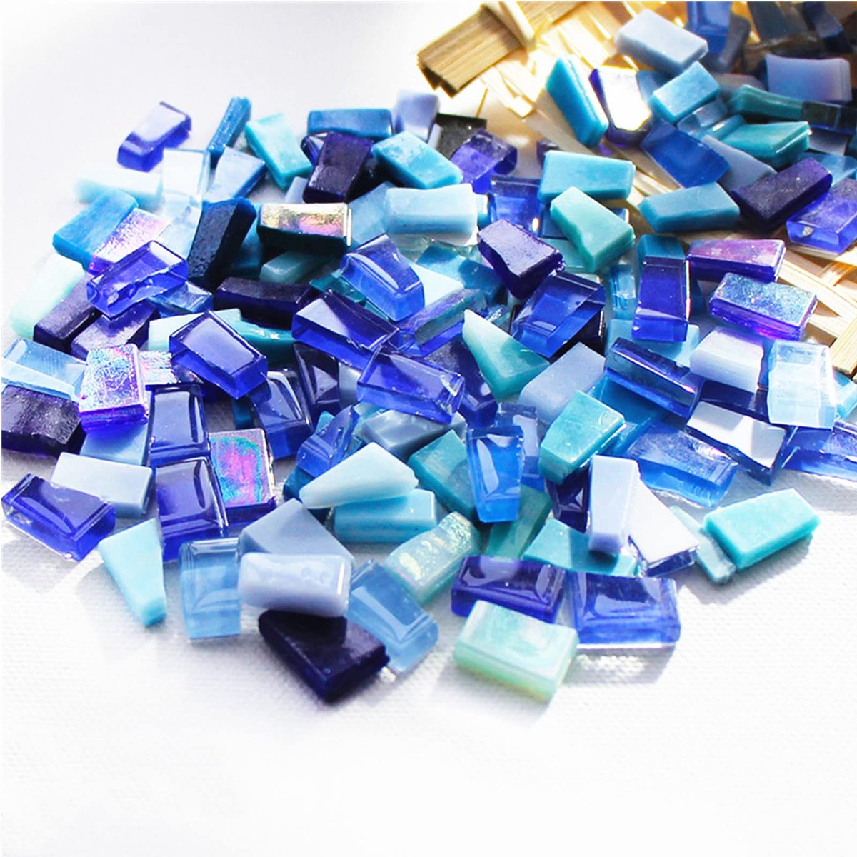 500g Onregelmatige Crystal Mozaïek Tegels, Kleine Mozaïek Tegel DIY Hobby's Kinderen Handgemaakte Crystal Craft voor Ambachten Bulk DIY Fotolijsten Handgemaakte Sieraden Coaster (Blauwe Serie)