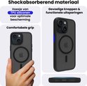 Zwarte TPU siliconen hoes in hand, camera-uitsparing met knoppen. Shockabsorberend.