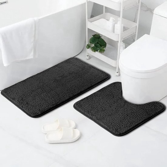 2-delige zwarte microvezel badkamermatenset met zachte, pluizige shaggy stof, bestaande uit een rechthoekige mat van 50 x 80 cm en een U-vormige mat van 50 x 40 cm voor extra comfort en stijl