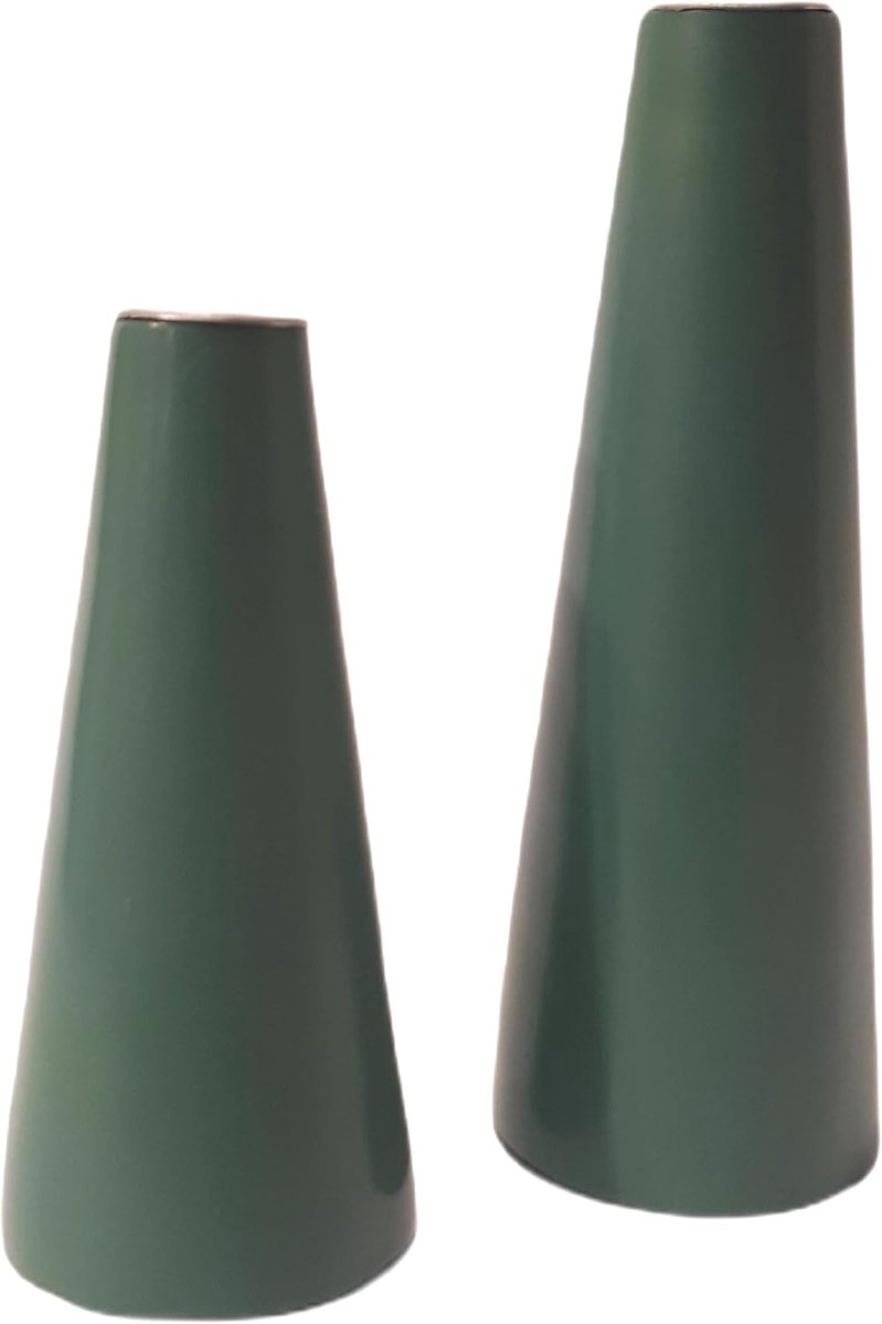 Set van 2 theelichthouders van hout gelakt groen (diameter 6,5 cm x hoogte 14,5 cm - diameter 7 cm x hoogte 20 cm)