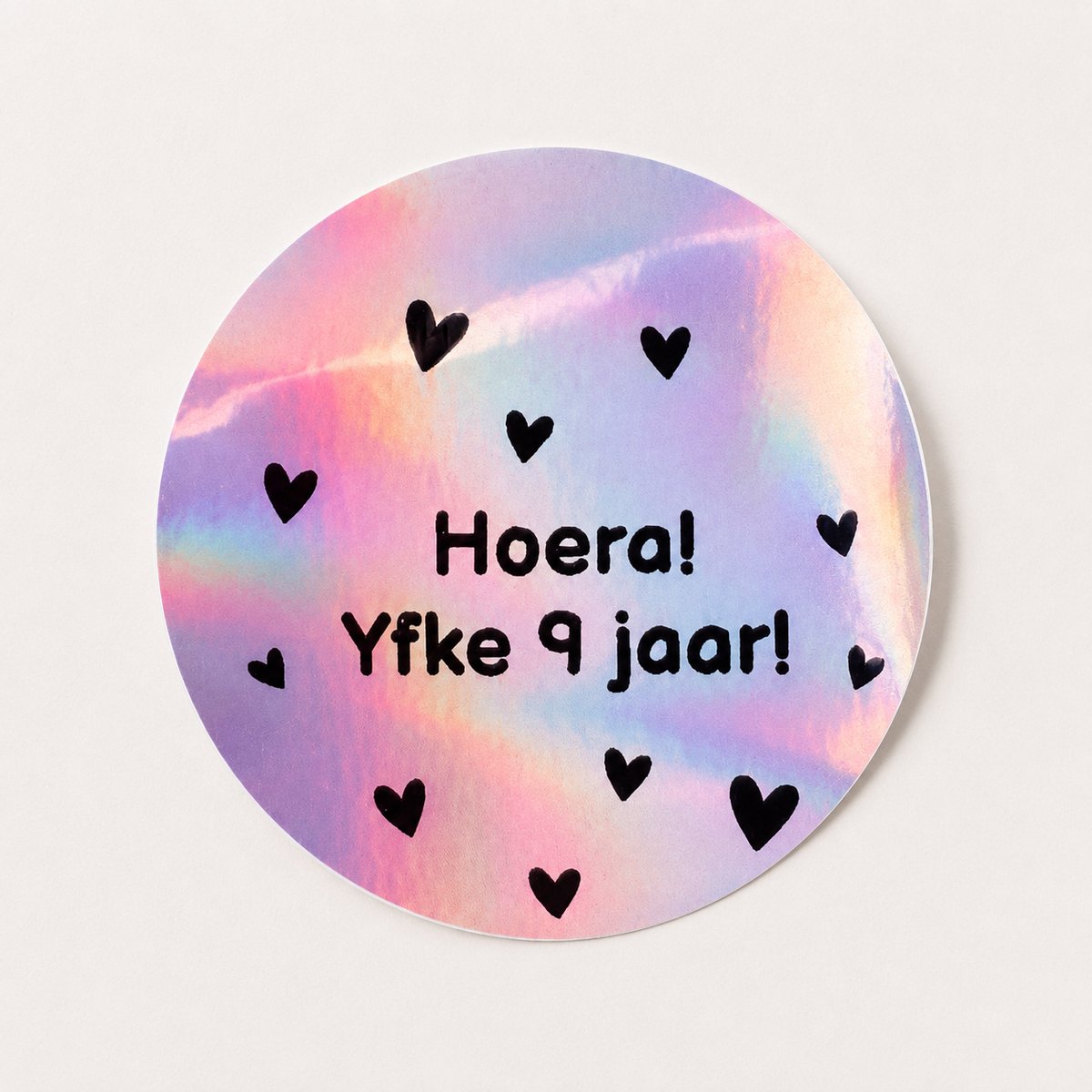 JM Woods | 30 Traktatiestickers | Hartjes | Stuur Naam & Leeftijd naar info@ jmwoods.nl | 5x5cm | Ronde stickers | 30 stuks | Meisjes | Girls