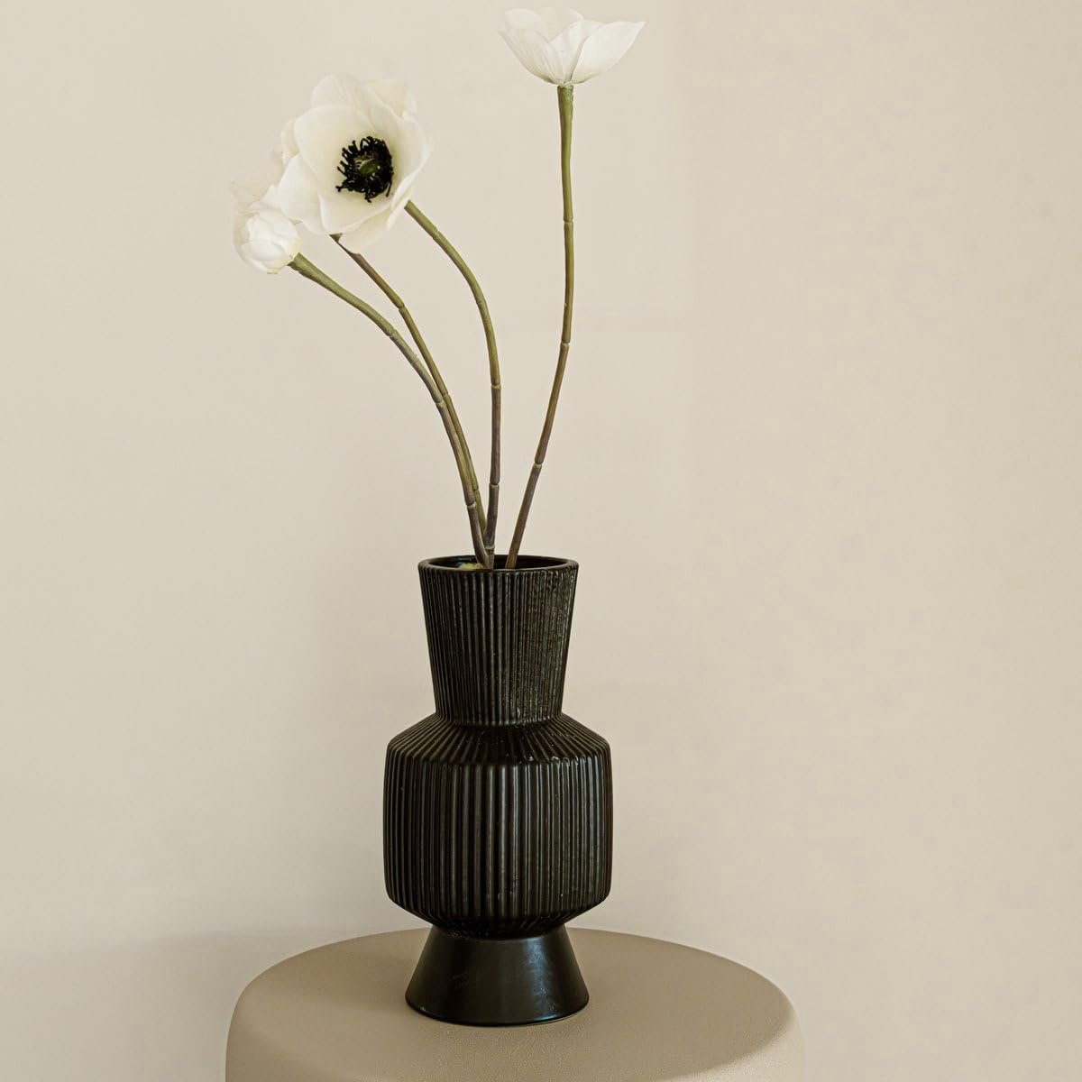 Vaas Boho - Bloemenvaas - Vaas Ribbel - Woonkamer decoratie - Zwarte Vaas - 21cm
