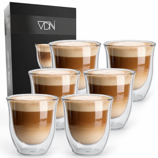Ensemble de six verres à double paroi contenant du café avec mousse de lait.