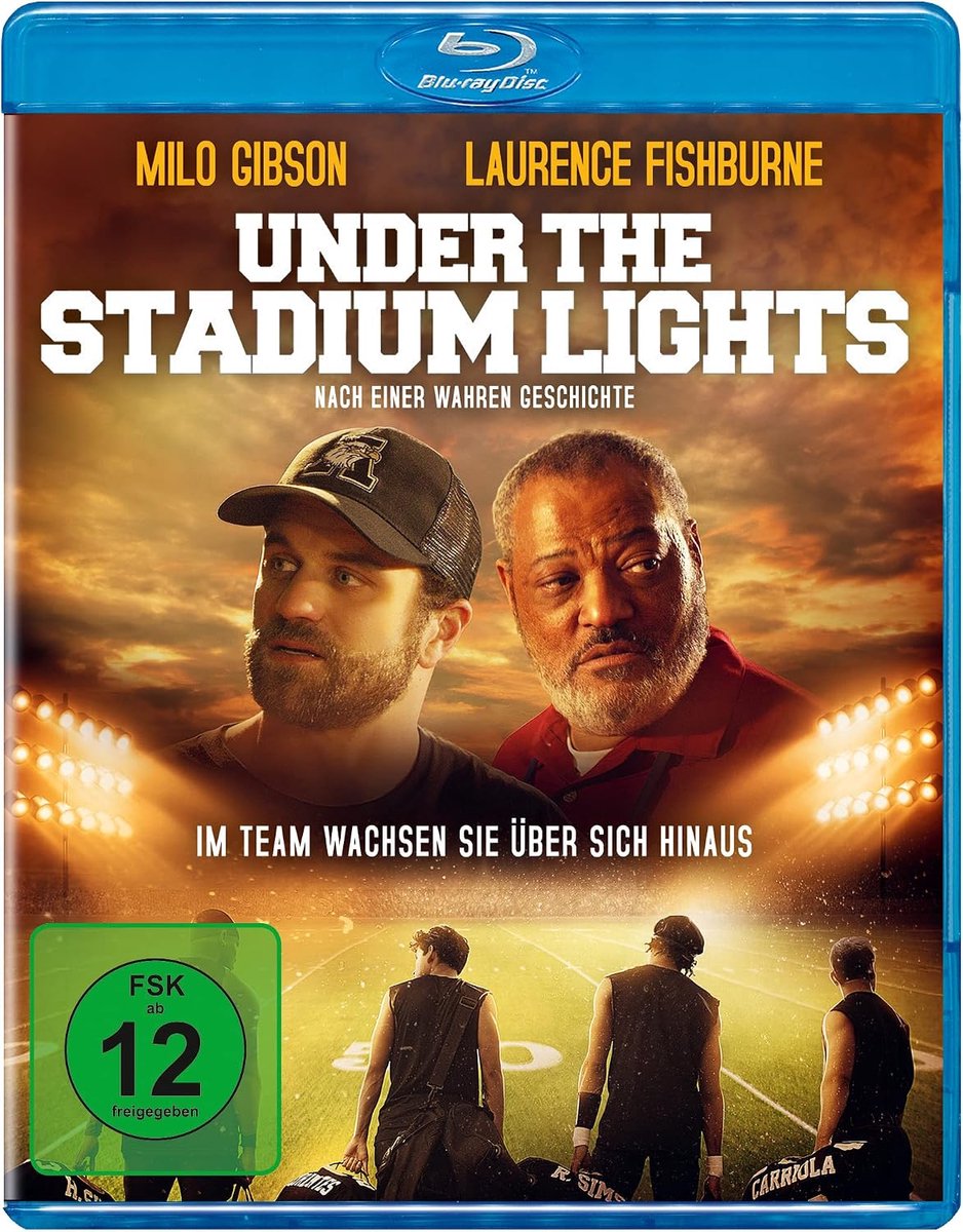 Sportboek Under the Stadium Lights - Inspirerende verhalen - Voetballegendes - Perfect voor elke voetbalfan - ShopVlot