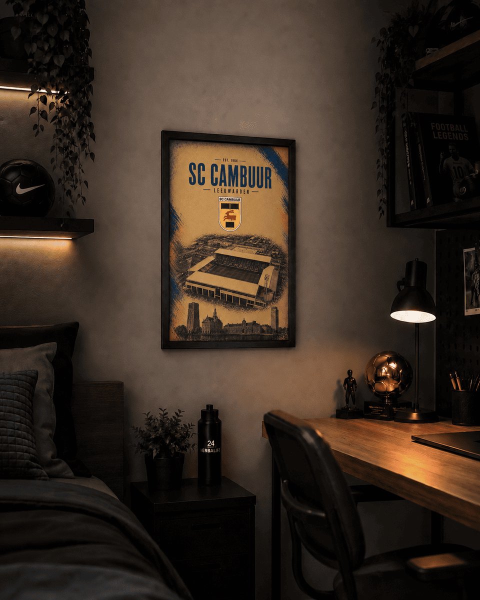 SC Cambuur Poster | Leeuwarden Stadion & Skyline | Inclusief Zwarte A4 Lijst | Voetbalposter
