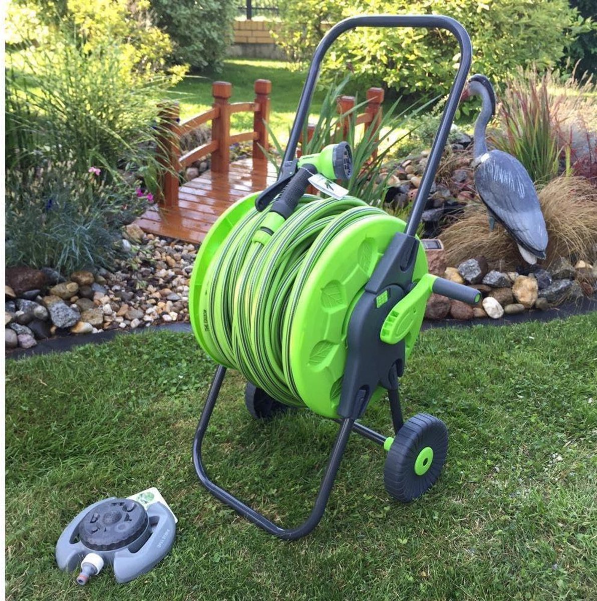 Tuinslang Set - Waterslang Trolley - Water Geven - Inclusief Sproeier - 50 Meter - Groen/Zwart