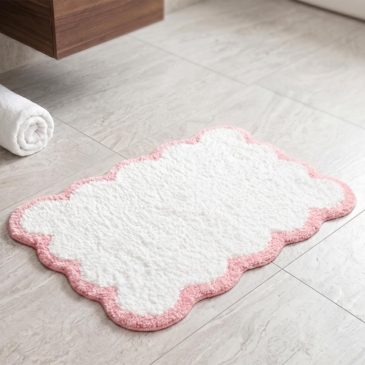 Omgoods - Geschulpte Badmat Roze Antislip 80 x 50 cm