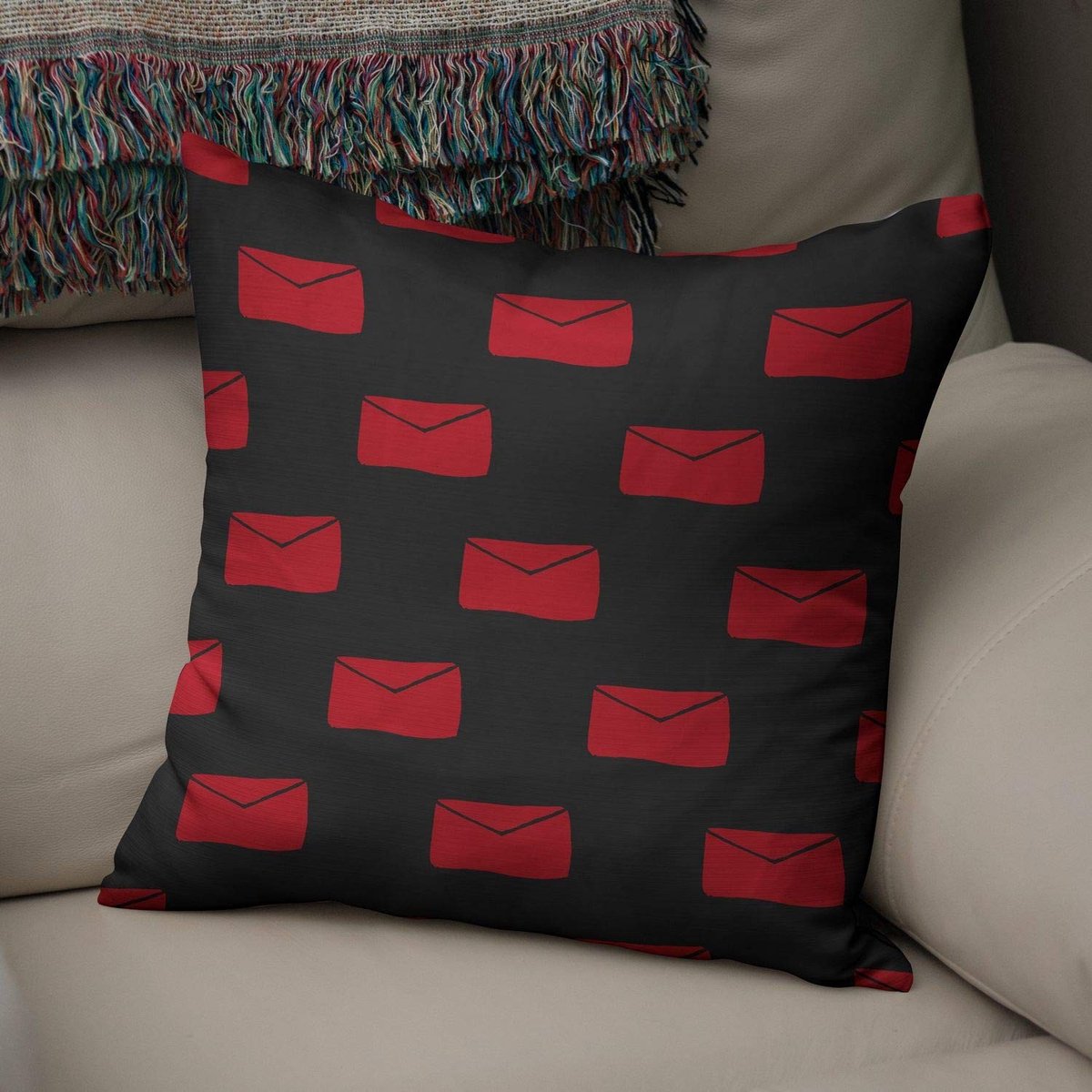 Omgoods - Decoratieve Kussensloop in Rood en Zwart voor Sofa en Slaapkamer