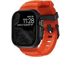 Nomad Rocky Point Horlogeband / Zwarte Hardware 45/46/49mm – 100% Waterdicht – Ventilatiegroeven voor Ademend Vermogen – Compatibel met Apple Watch Ultra & Ultra 2 en 10 t/m SE - Oranje
