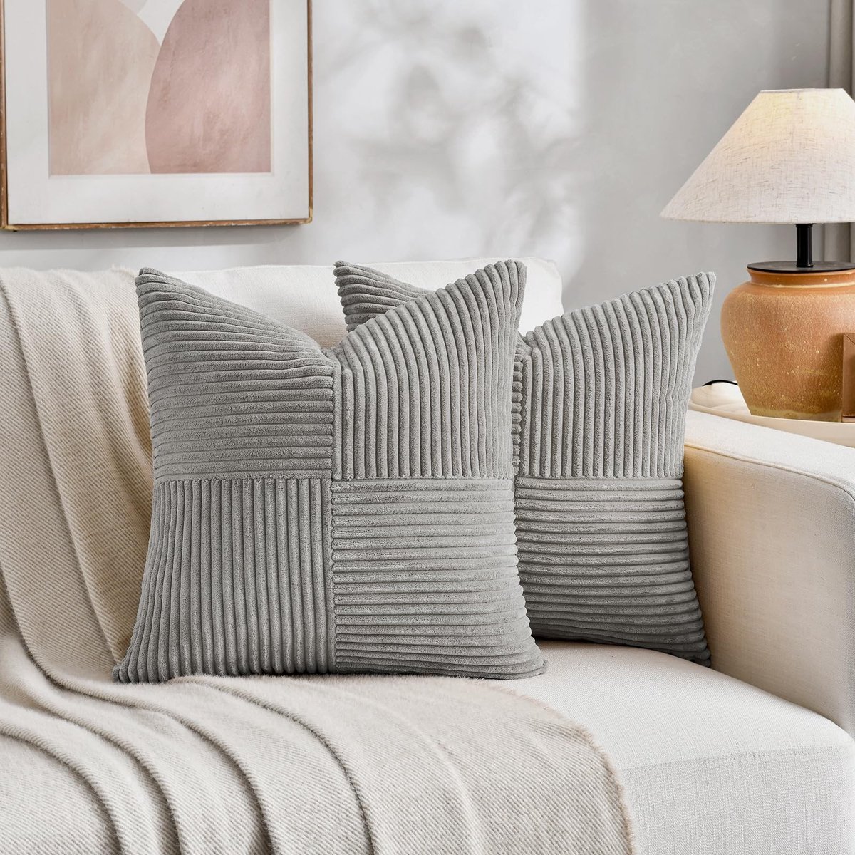 Omgoods - Set van 2 Neutrale Grijze Corduroy Kussenhoezen 60 x 60 cm