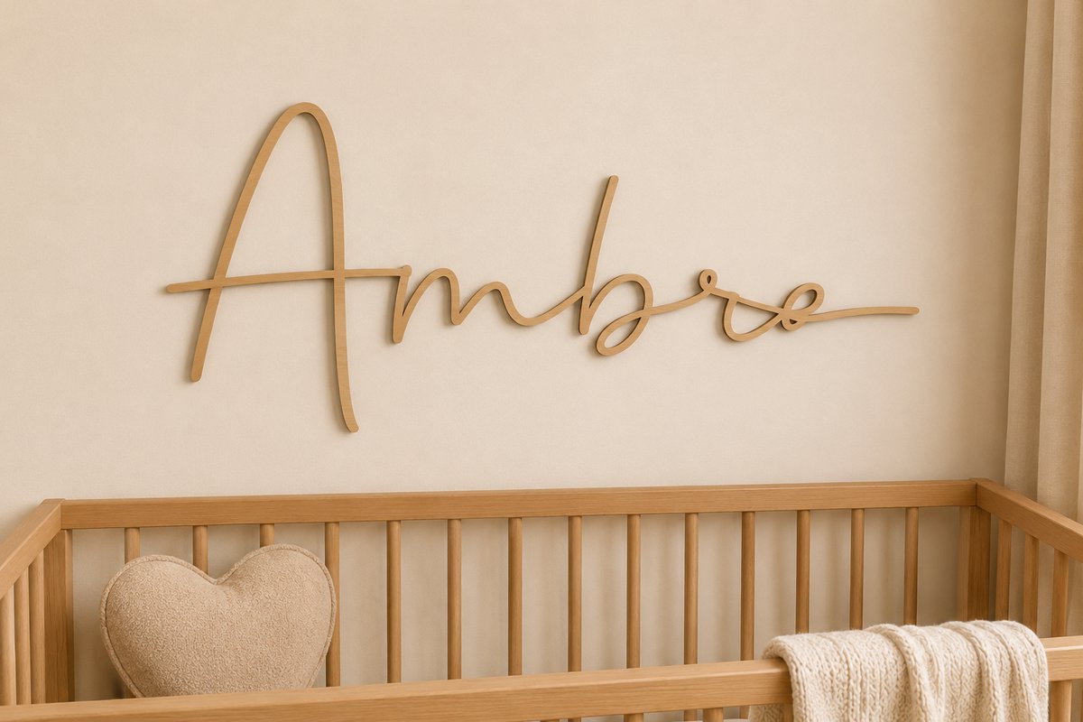 Gepersonaliseerde Houten Naam XXL met Hartje – Wanddecoratie Kinderkamer – 80 x 30 cm – 5 mm Multiplex – Script Lettertype/ baby / babykamer