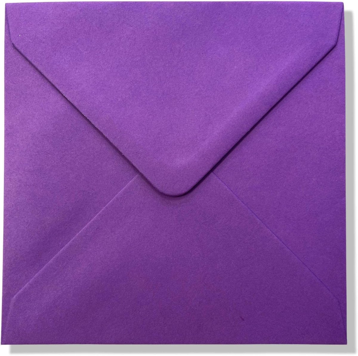Vierkante luxe enveloppen 14 x 14 cm - paarse 110 GSM - set van 200 - perfect voor uitnodigingen - ShopVlot