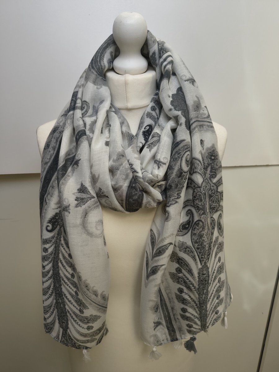 Lange dames sjaal Hanne-paisleymotief-zwart antraciet wit grijs