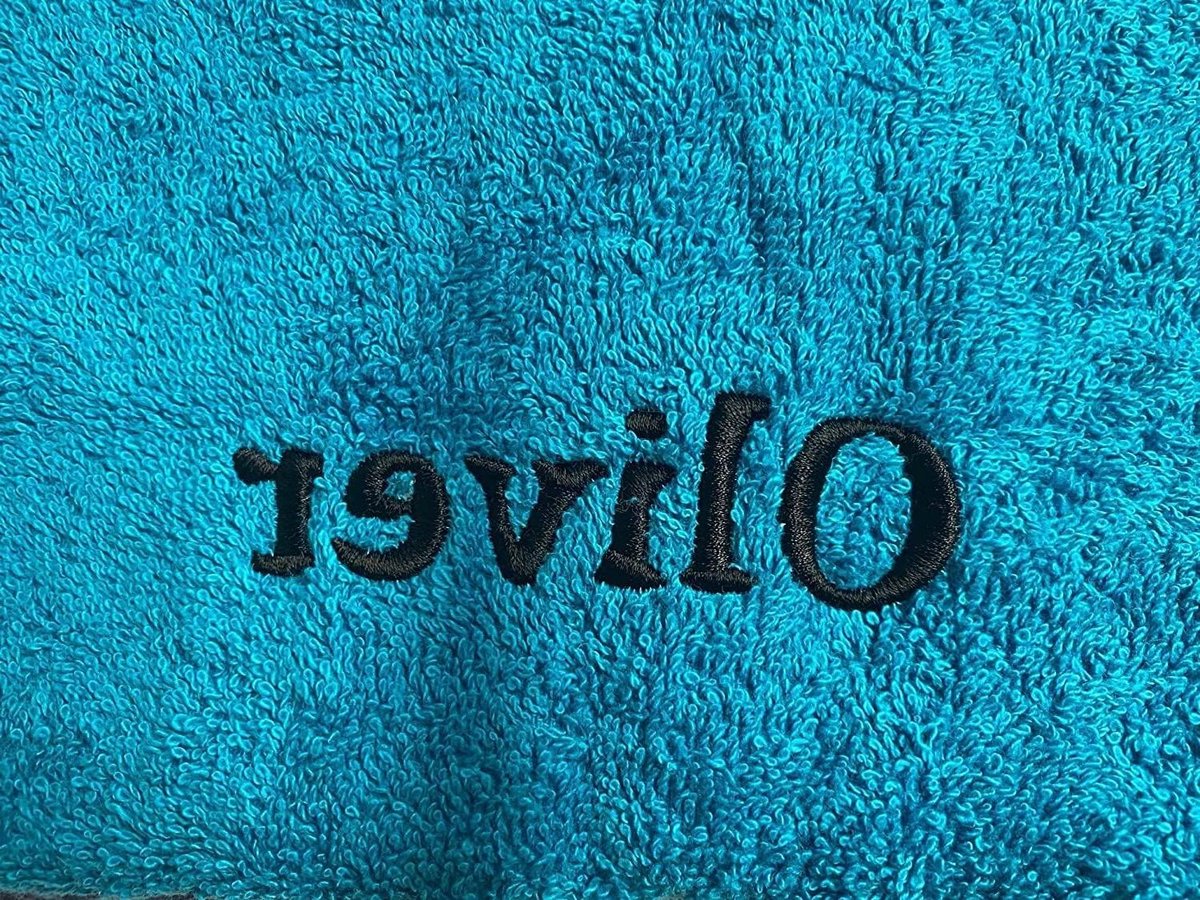 Gepersonaliseerde Handdoek - Geborduurde Handdoek - Cadeau Personaliseren - 100% Katoen - 140 x 70 cm - Dansen