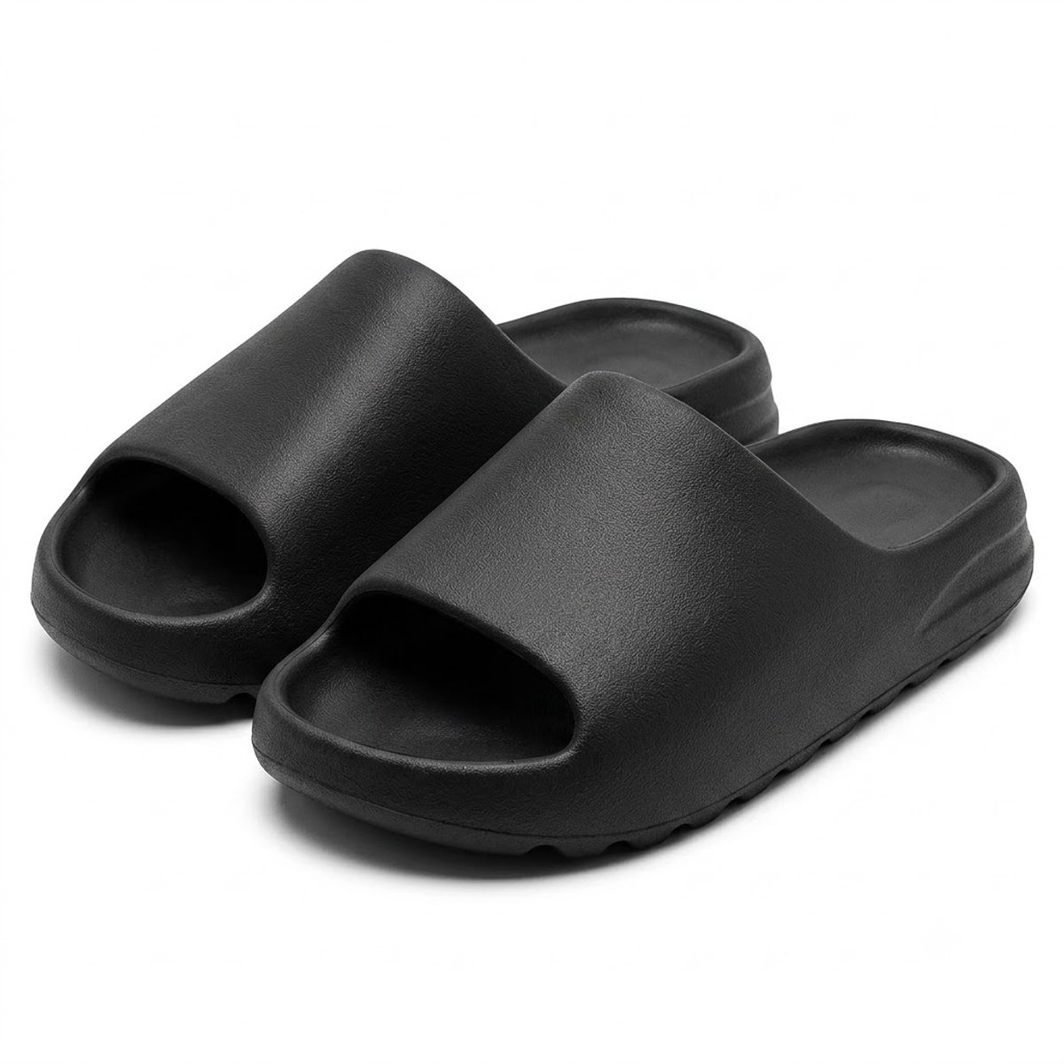 Zwarte badslippers unisex open teen pantoffels antislip slippers voor dames en heren dikke zool zachte instap slippers voor binnen buiten strand douche badkamer casual maat 44