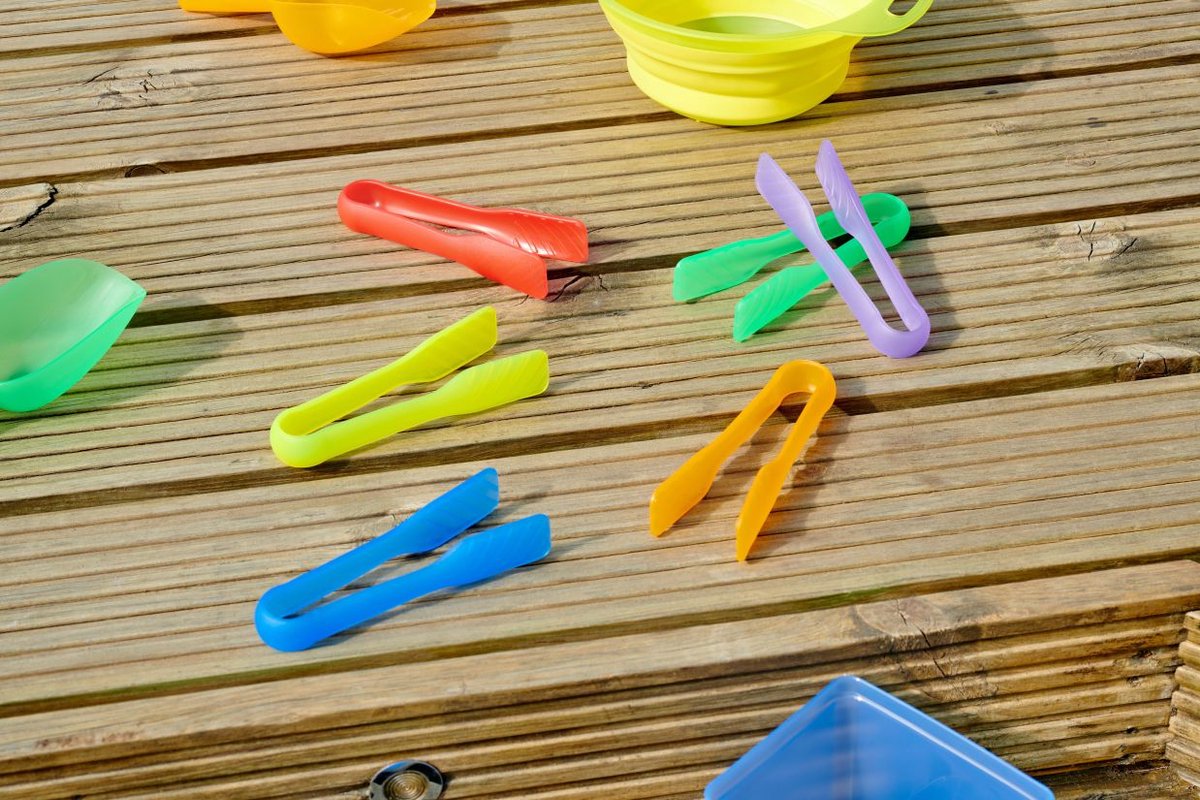 TickiT speelgoed doorschijnende gekleurde tangen set van 6 stuks.