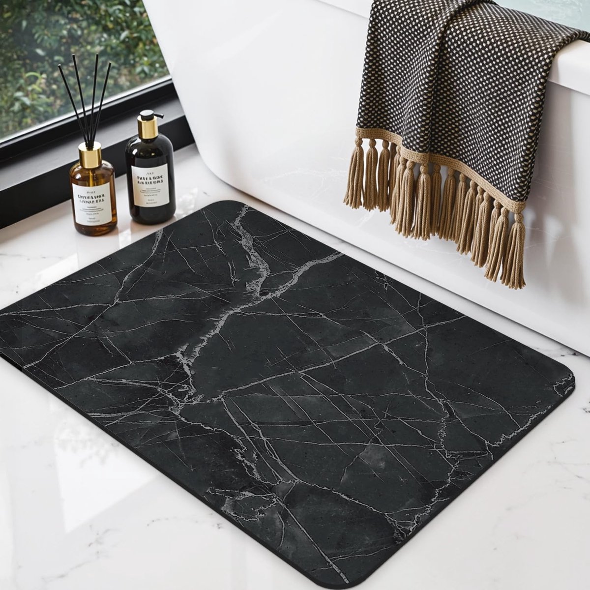 SnelShoppen - DEXI Badmat Antislip Superabsorberend Sneldrogend Wasbaar Douchemat voor Douche Badkuip Badkamer 50 x 80 cm Zwart