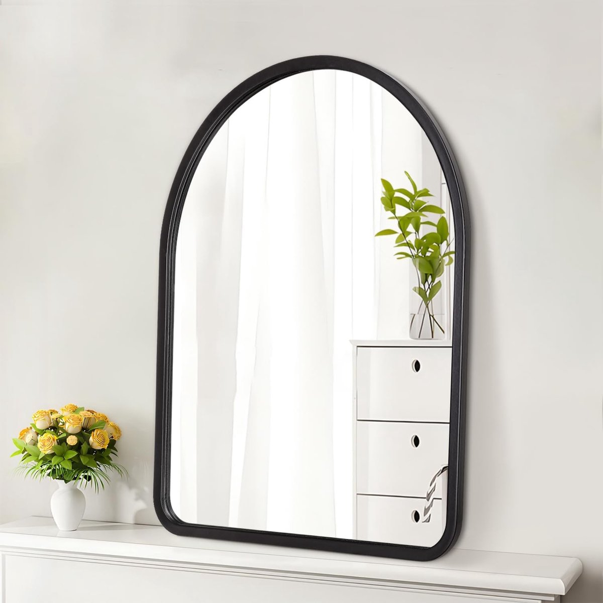 Decoratieve Zwarte Boog Spiegel met Houten Frame voor Badkamer, Woonkamer en Slaapkamer - 65L x 45B cm