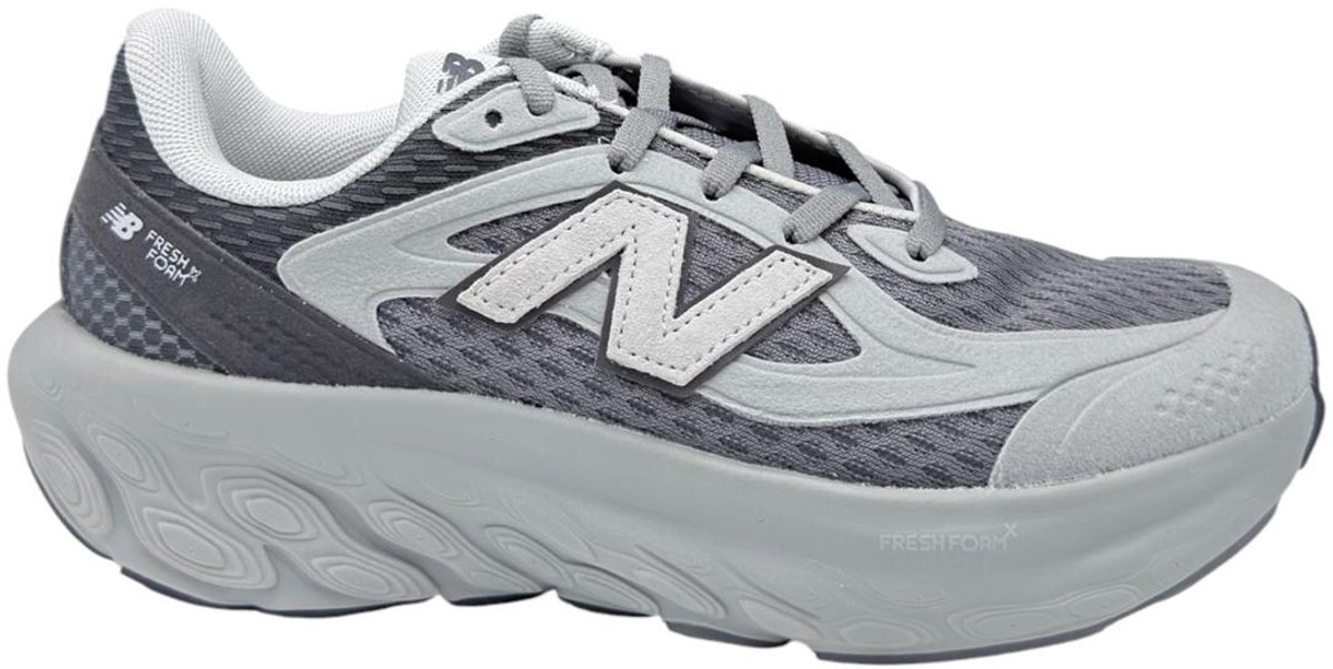 New Balance Utrnaa Grijs
