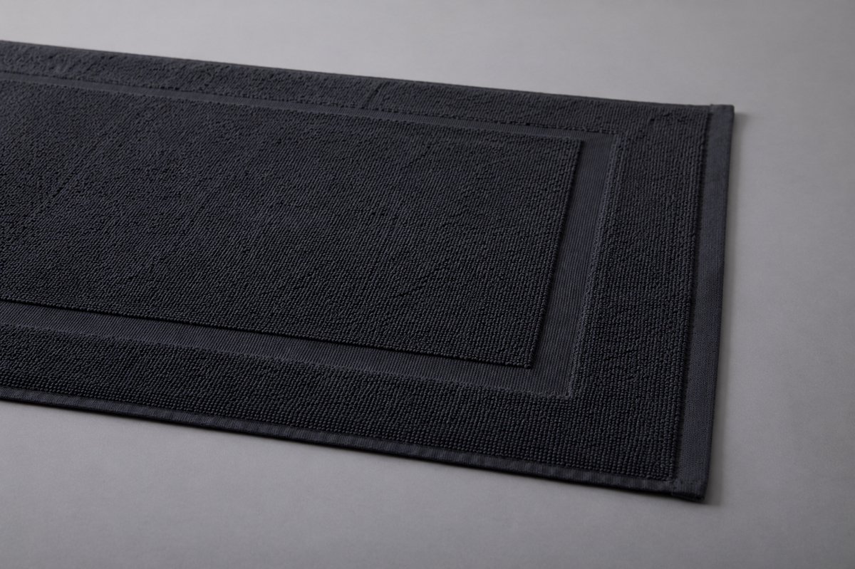 The Linen Room Badmat – 50 x 70 cm – Set van 2 – 100% Katoen – 850 GSM Dubbelgetwijnd 20/2 Garen – OEKO-TEX® – Extra Dik & Hoog Absorberend – Antraciet