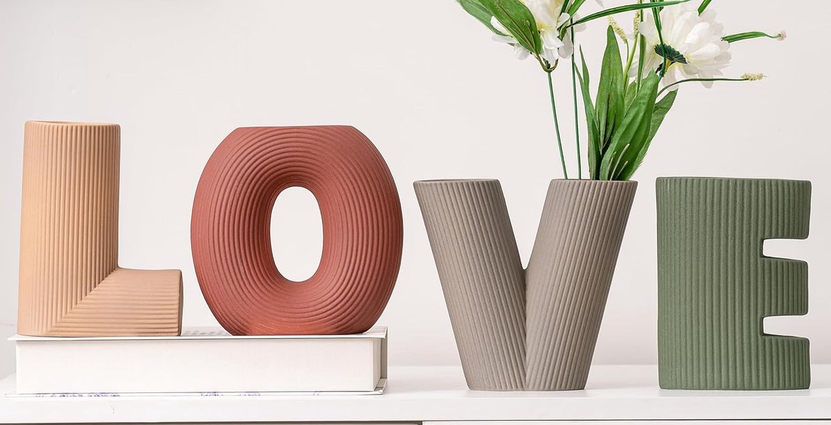SnelShoppen - Set van 4 Creatieve Bloemenvazen voor Moderne Woondecoratie, Love Vazen voor Pampasgras, Decoratie in Groen, Bruin, Bordeauxrood en Kaki