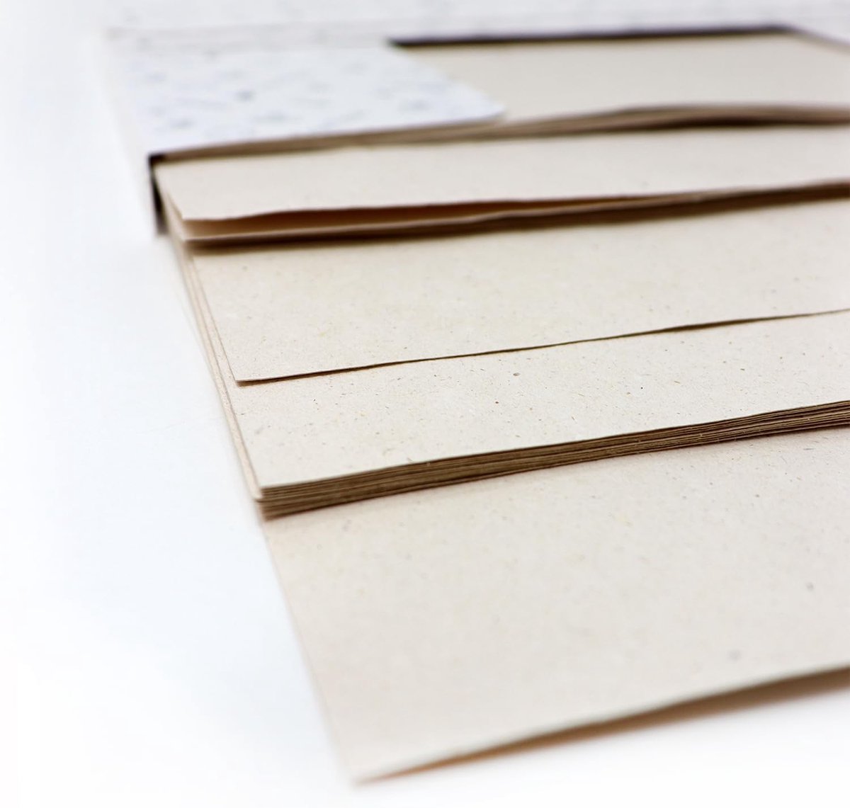 Boomvrij Hennep Papier Pak - 24 x 150gsm A4 Vellen - Hennep Plantaardige Vezel Papier voor Kunst & Ambacht