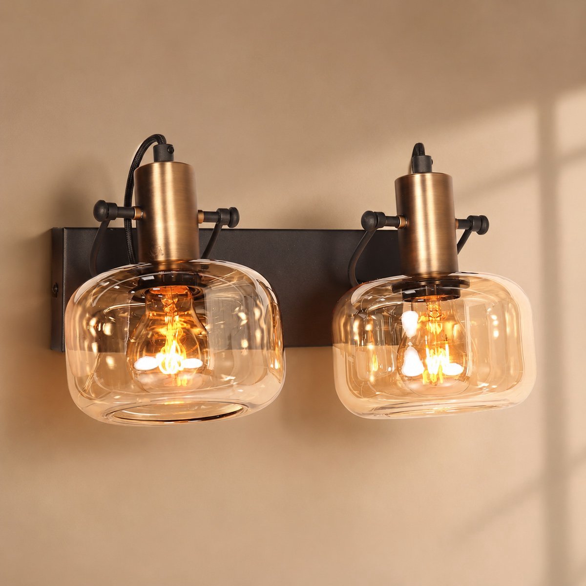 Wandlamp Glaslic 3865BR brons 2-lichts met amber glas van Steinhauer, draaibaar en kantelbaar, metaal en glas, ideaal voor binnengebruik