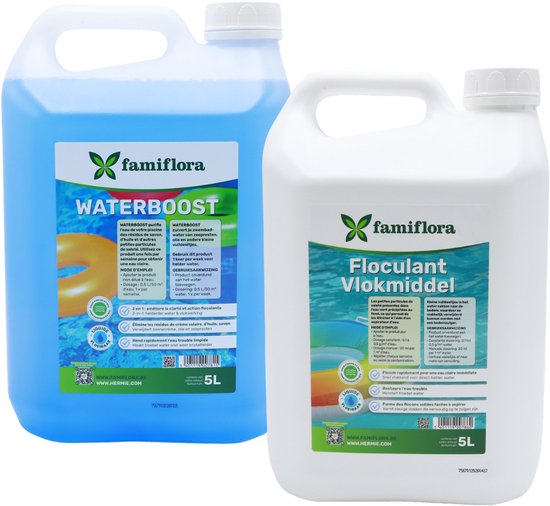 Deux bouteilles Famiflora: une bleue "WATERBOOST" et une blanche "Flocculant Vlokmiddel", toutes deux avec logo vert.