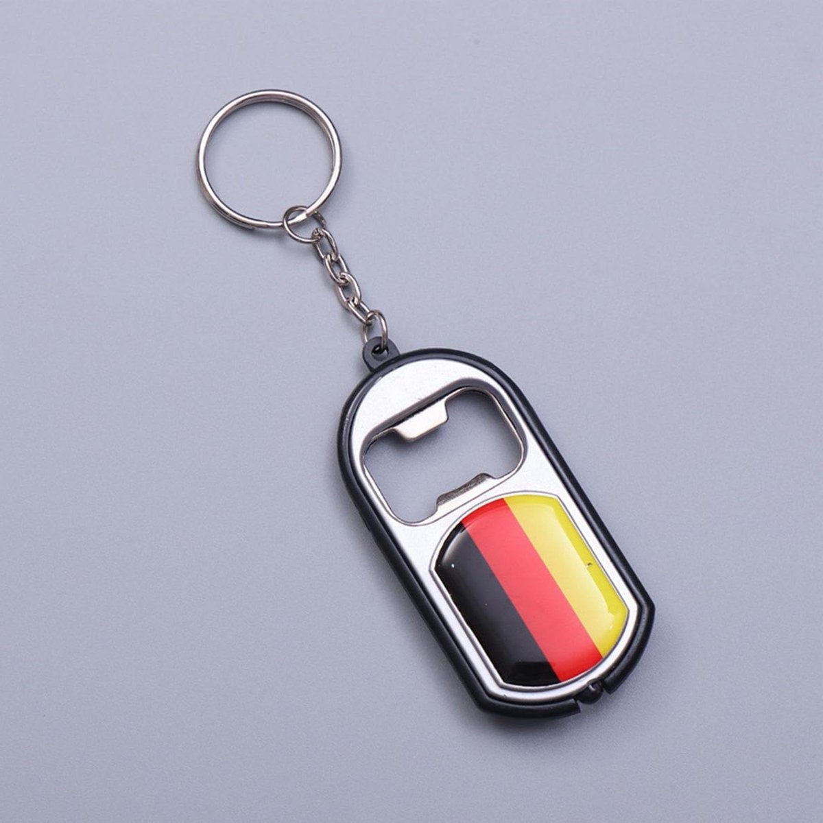 Voetbal Fan Sleutelhanger - Voetbal Souvenir - Sportevenementen - Nationale Vlag Design - 1 x 1 x 1 cm - Meerkleurig